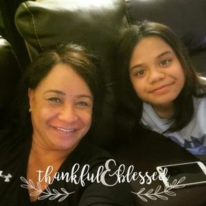 Meet your Posher, Pearl